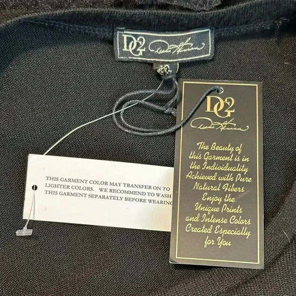 NWT DG2 Diane Gilman black top with lace accent around hem size 1X - Picture 9 of 9